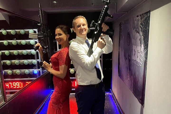 Spy for a day London VIP shooting - All Inclusive - Private Tour
