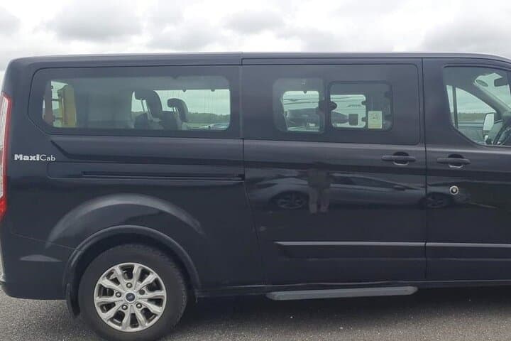 Accessible Private Airport or Train Transfer To & From London