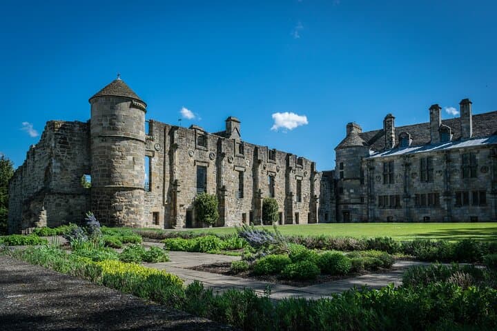 Private Outlander Tour from Edinburgh – Lallybroch & More