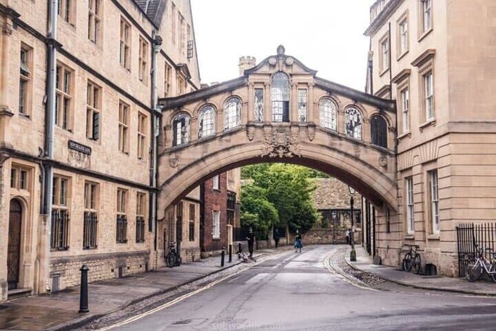 Oxford to Southampton Private Transfer