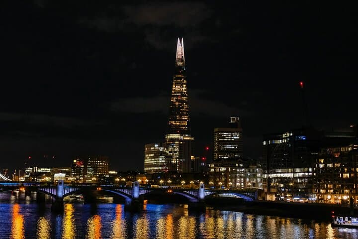 London Bridges at Night Private Illuminated Tour