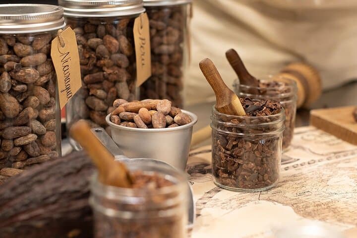 Explore different flavours of fine cocoa from around the world.