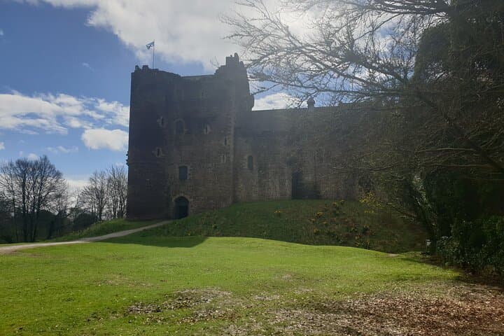 Stirling and Loch Lomond. Myth, Royalty, Scenery and Whisky
