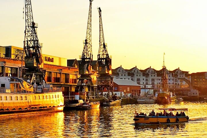Bristol by Rail Tour from London with Bristol Ferry Tour