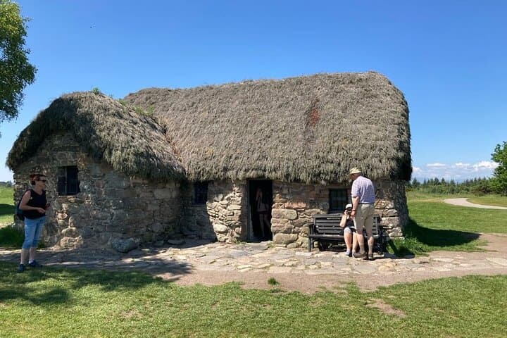 Step back in time at Leanach Cottage — located on the historic Culloden Battlefield.