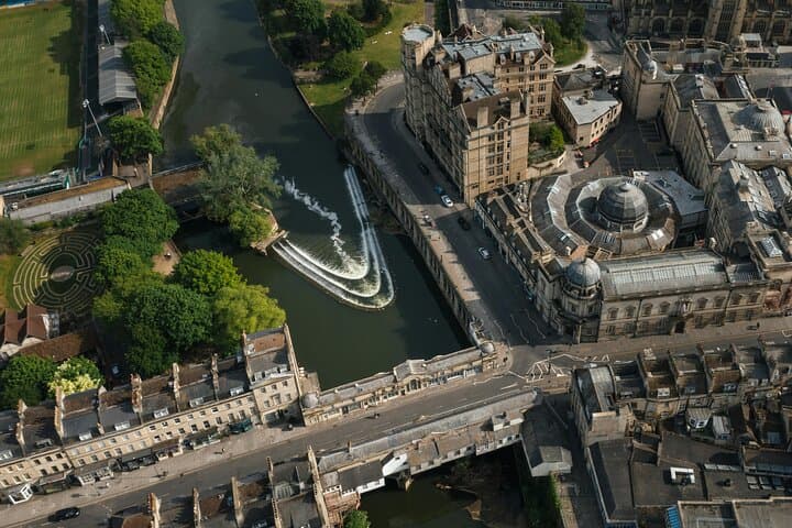Transfer To or From London Heathrow Airport to Bath