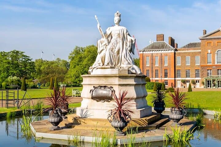 London Royal Kensington Guided Walking Tour