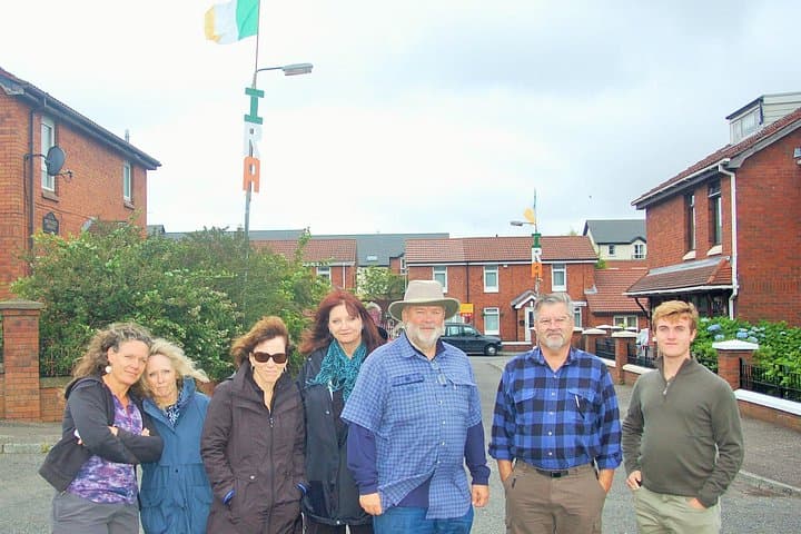 SAY NOTHING 1 hr express taxi tour - The Troubles living history