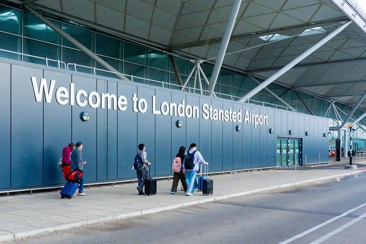 Private Taxi Transfer from London to Stansted Airport