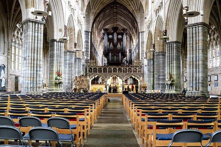 Transfer To or From London Heathrow Airport to Exeter