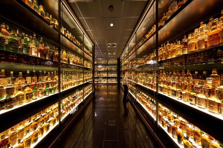 From London: Scotch Whisky Experience Day Tour in Edinburgh