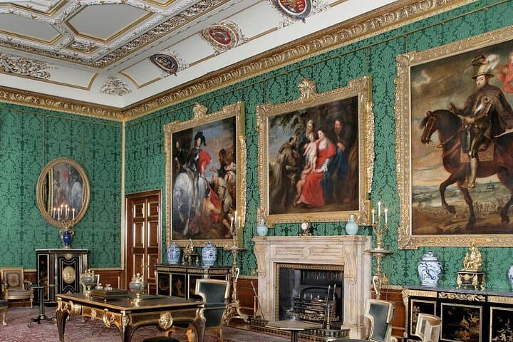 Buckingham Palace & Crown Jewels of London Tour with River Cruise