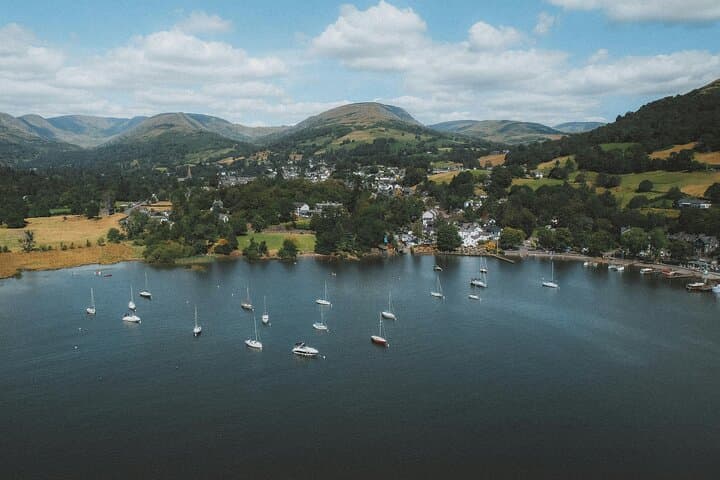 Lake District and Windermere 11 Hour Tour from Manchester