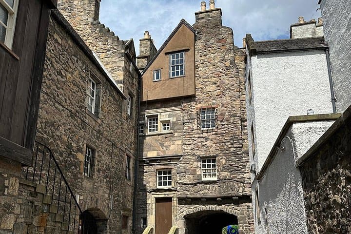 Bakehouse Close, Canongate, Royal Mile
