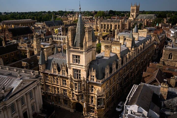 Private Oxford Tour Transport and Entry Included