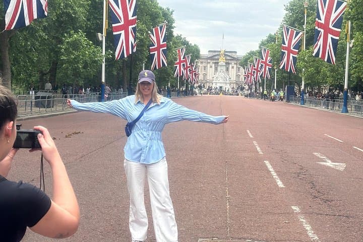 Westminster Highlights Black Cab Tour with Hotel Pick Up