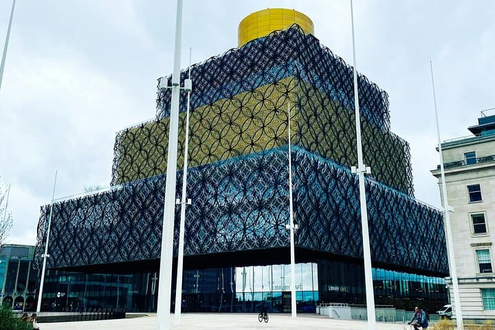 Discover Birmingham 10 Hour Tour from Manchester