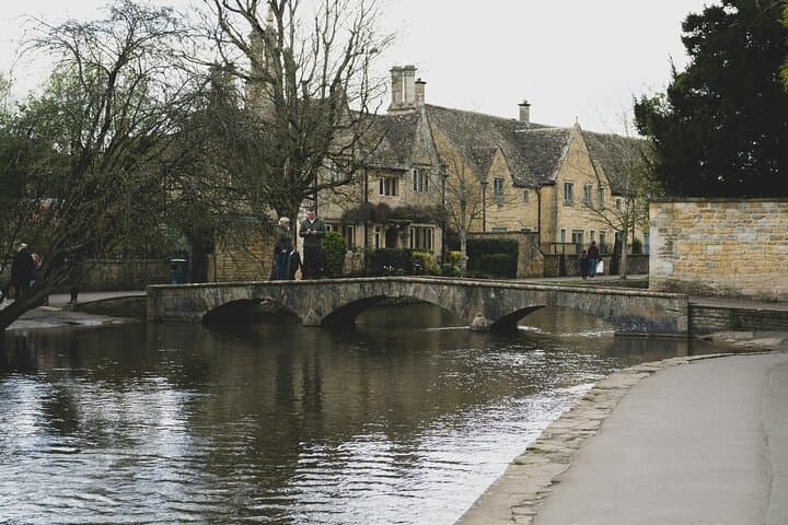 Oxford and Cotswolds Village 11 Hour Day Tour from London