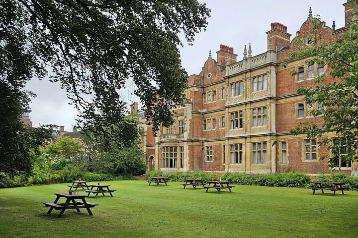 Explore Cambridge 10 Hour Day Tour from London