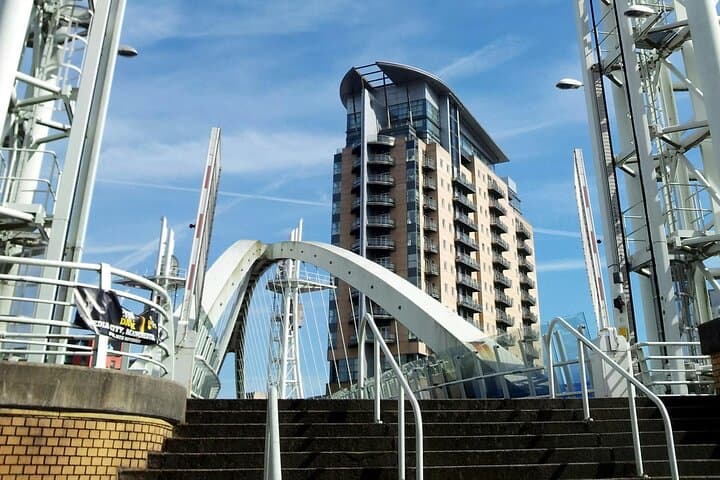 Manchester 7 Hour Private City Tour from Liverpool