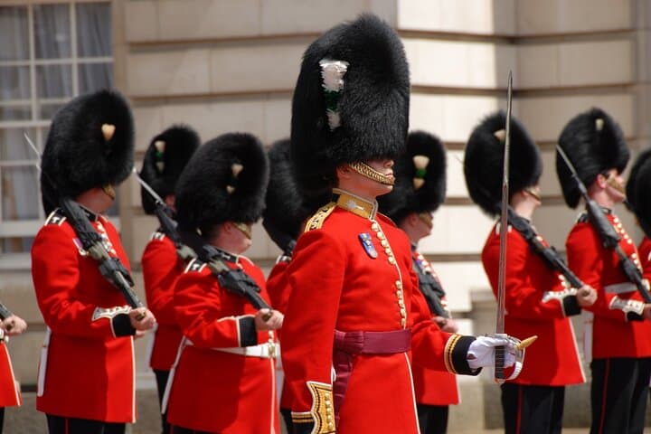Changing of the Guard at Buckingham Palace Experience