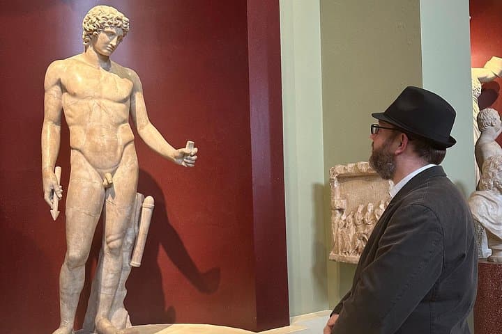 Experience Oxford's Art Masterpieces with an Art Historian
