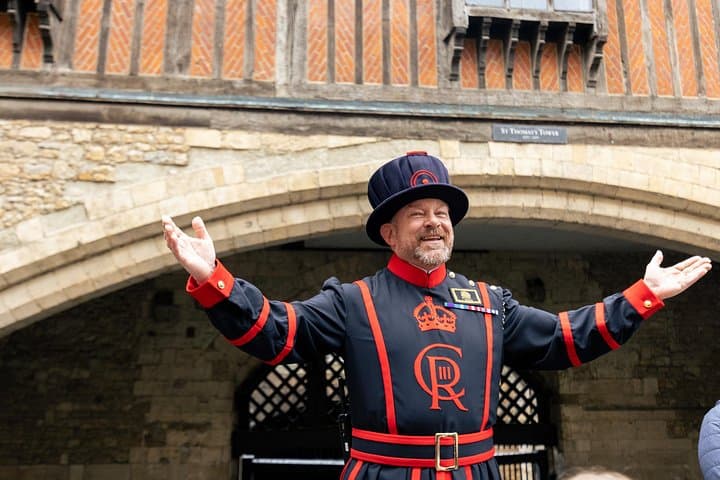 Reserved Entry Tower of London Express Experience Crown Jewels