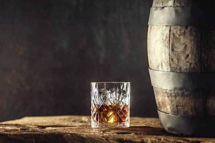 Whisky Distillery Tour Plus Tastings