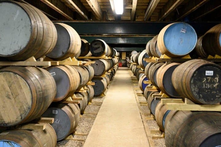Whisky Distillery Tour Plus Tastings