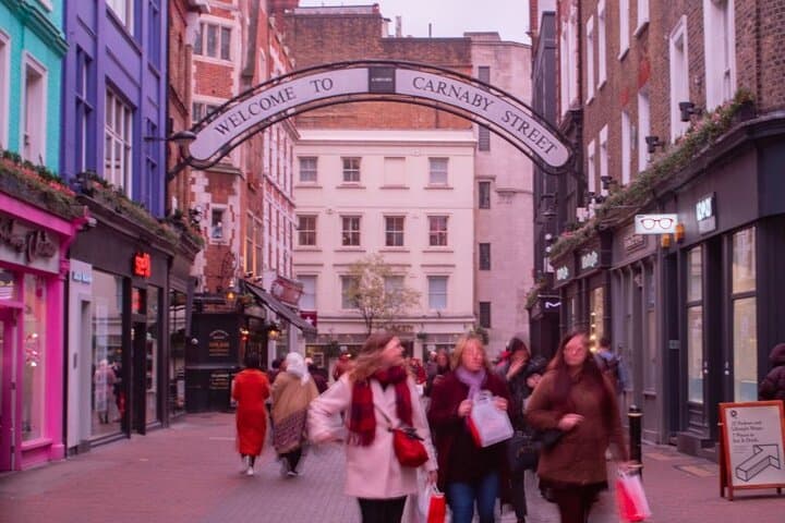 Taylor Swift London Boy Walking Tour