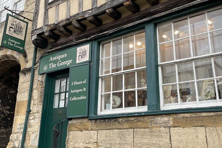 Gateway to the Cotswolds: A Self-Guided Audio Tour of Burford