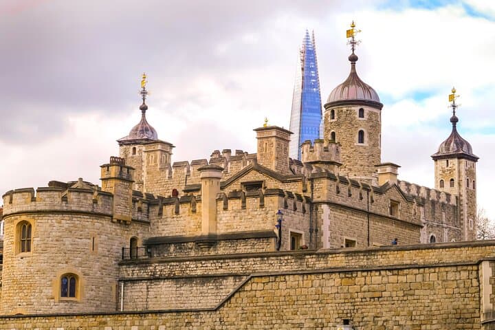 Early Access Tower of London: Crown Jewels and Beefeater Ceremony