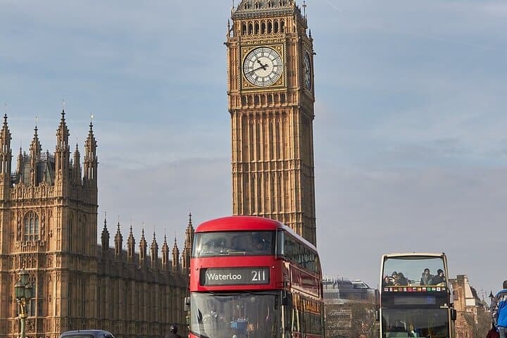 Private Windsor Castle Tour from London Including Fast Track Pass