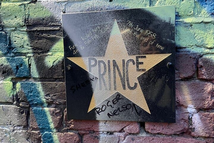 London Camden Rock Music Walking Tour