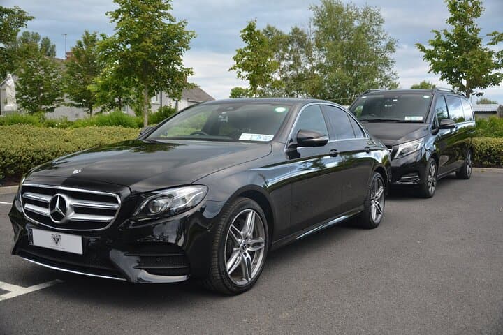 Derry, Londonderry to Dublin Airport Premium Car Service