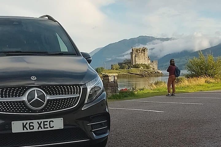 Private Transfer from Edinburgh Airport to Glasgow Up to 6 People