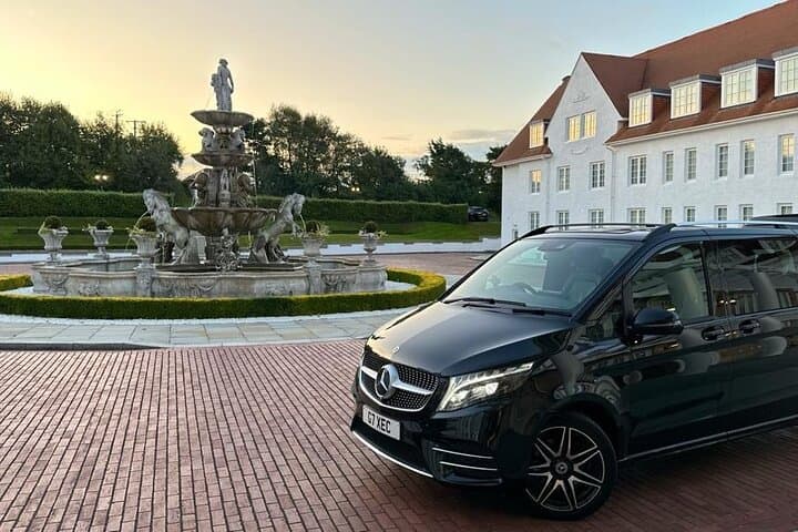 Edinburgh Airport to Edinburgh City Private Luxury Transfer
