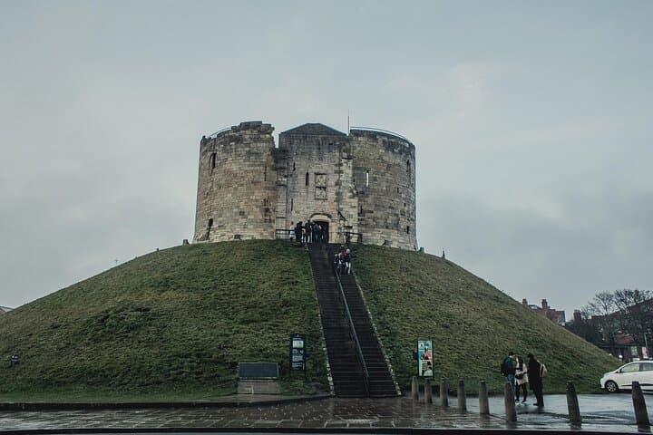 Ghosts and Ghouls Haunted York Self Guided Audio Tour