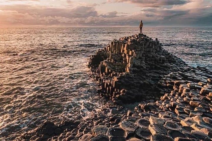 7 Hour Private Giants Causeway & Coastal Luxury Tour From Belfast