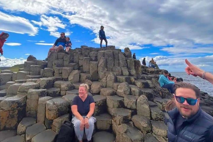 7 Hour Private Giants Causeway & Coastal Luxury Tour From Belfast