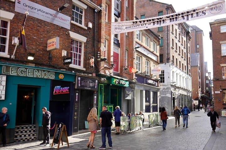 Explore Liverpool in 60 minutes with a Local - Private Tour
