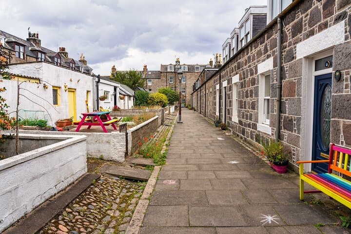 Explore Aberdeen in 90 minutes with a Local - Private Tour
