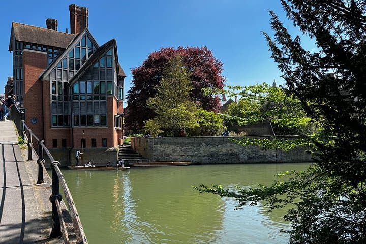 Cambridge Self Guided Walking Tour