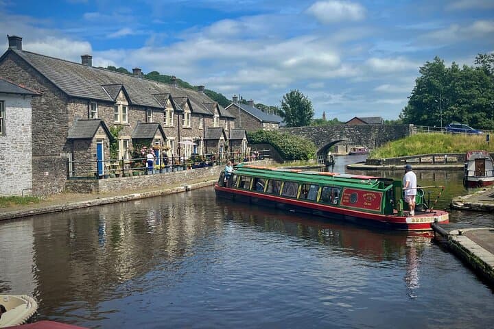 Cardiff: South Wales Mountains, Waterfalls & More Day Tour
