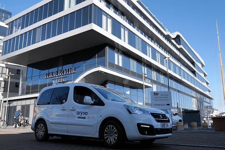Private Post Cruise Transfer Southampton to London