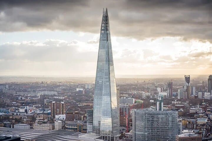 London with Brazilian Guide Tower Borough Market and St Paul
