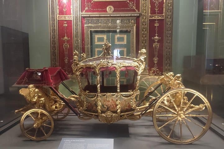 Stories in Art London Victoria and Albert Museum Private tour