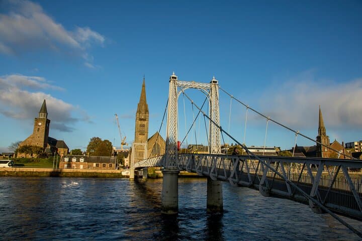 Invergordon – Castles, Inverness, Loch Ness, Highland cows!