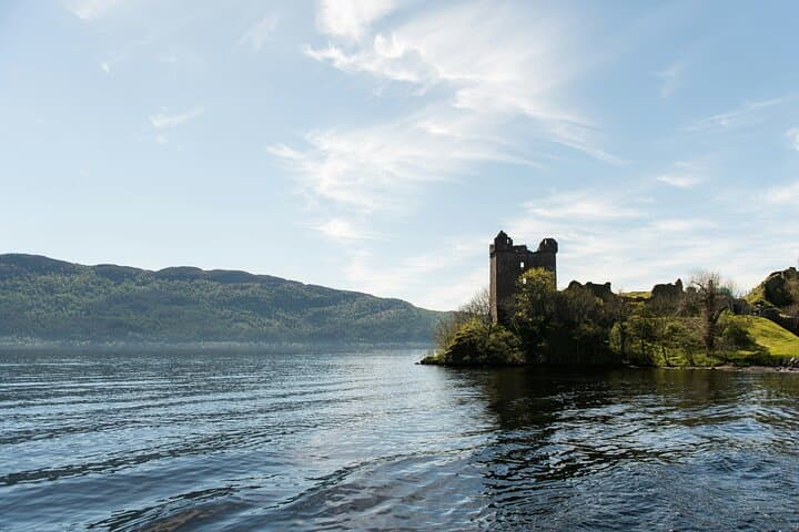 Invergordon – Castles, Inverness, Loch Ness, Highland cows!