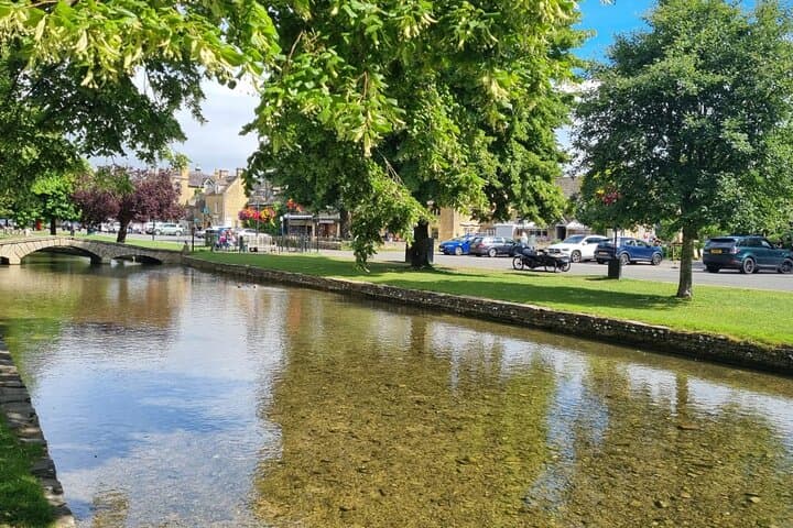 Full Day Cotswolds Tour & Shakespeare's Stratford From London